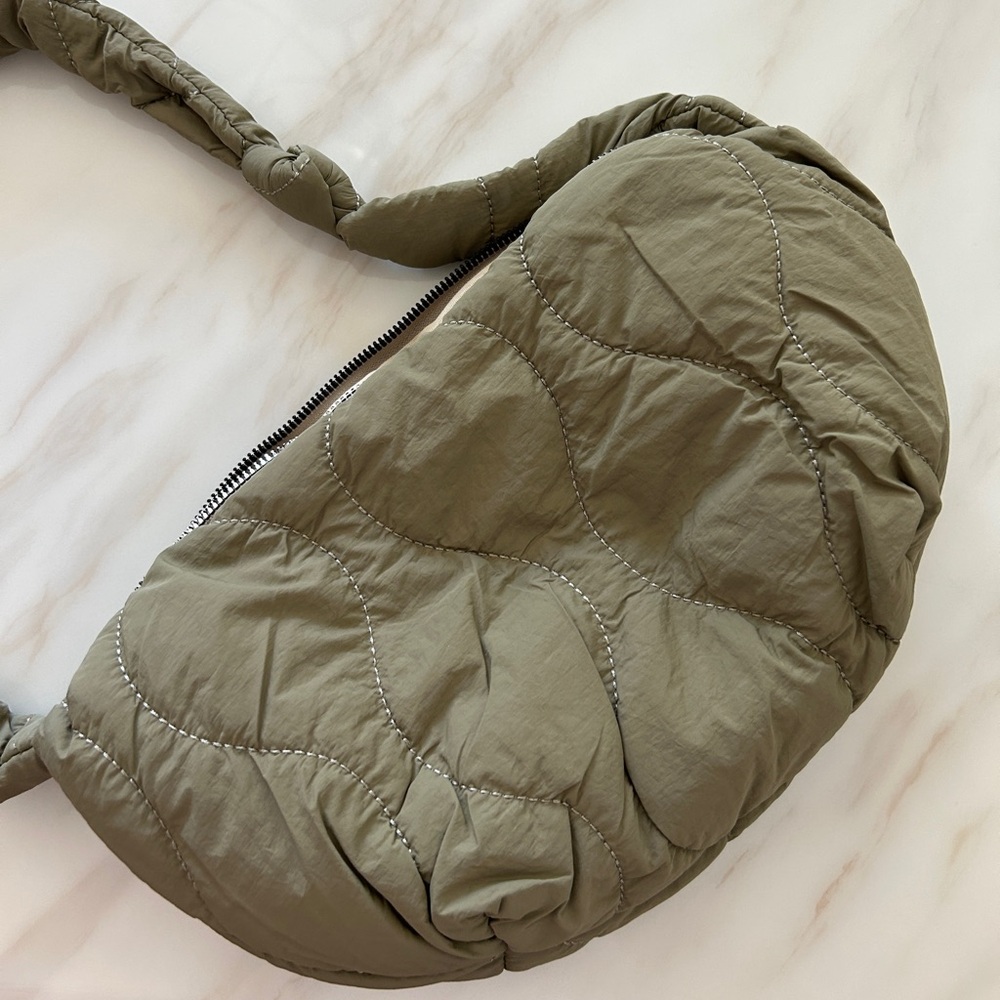 Quilted puffer bag
